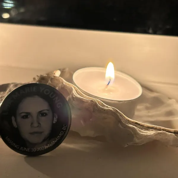A light lit in memory of Lisa Marie Young