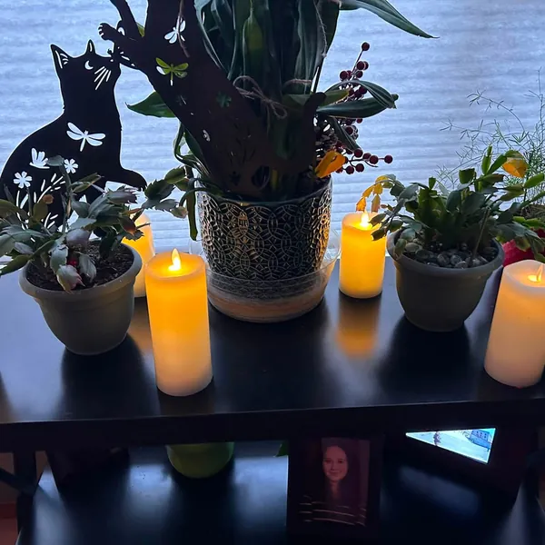 A light lit in memory of Lisa Marie Young